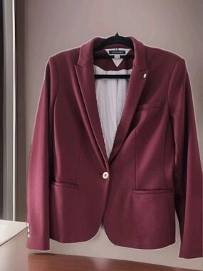 Tommy Hilfiger Burgundy Women's Single-Button Blazer